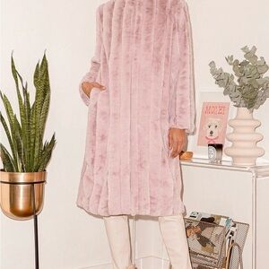 Lulu's Soft Pink Faux Fur long coat
